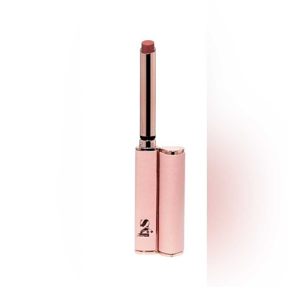 Brand New Speak Love Moisture Matte Lipstick: Sincere - soft pink nude